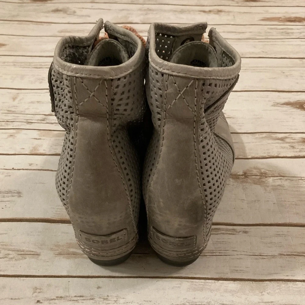 SOREL 1964 PREMIUM WEDGE BOOTIES - WOMEN'S SIZE 10